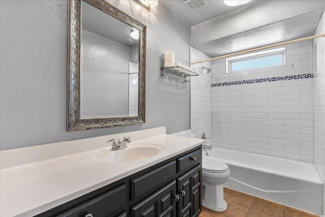 1820 Green Ridge Court, Carrollton, TX 75007