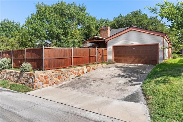 1820 Green Ridge Court, Carrollton, TX 75007