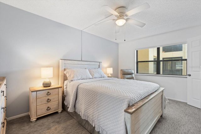 305 30TH AVENUE W A208, Bradenton, FL 34205