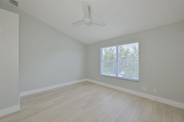 671 VALLANCE WAY NE, St Petersburg, FL 33716