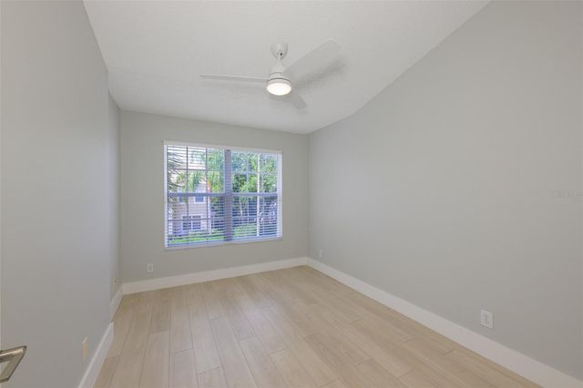671 VALLANCE WAY NE, St Petersburg, FL 33716