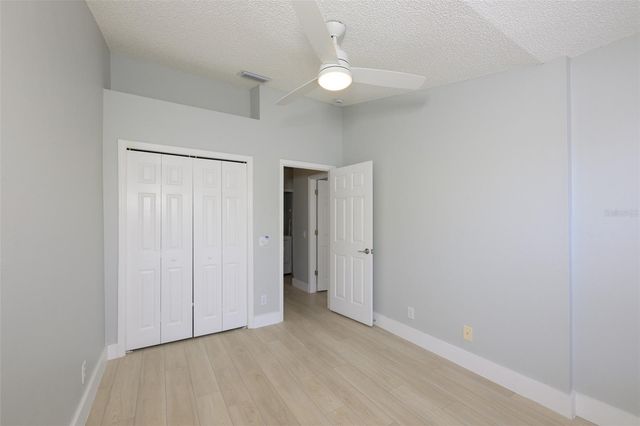 671 VALLANCE WAY NE, St Petersburg, FL 33716