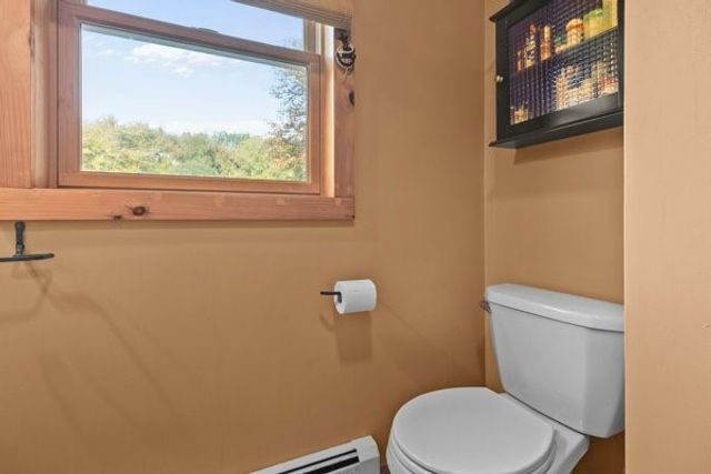 033 Alden Avenue, Portsmouth, RI 02871