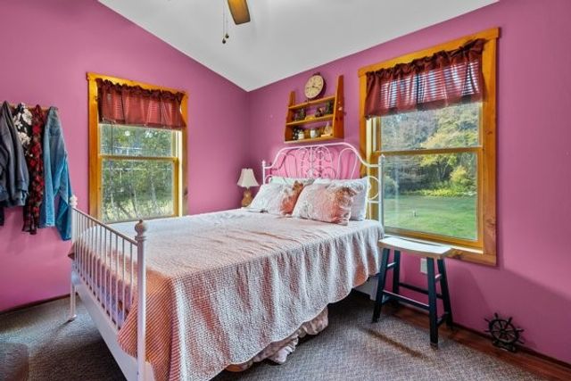 033 Alden Avenue, Portsmouth, RI 02871