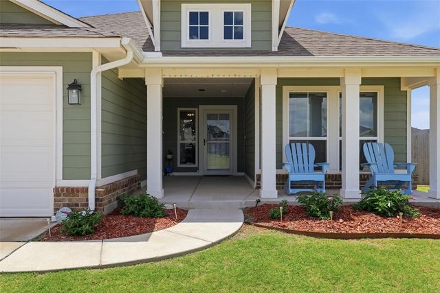 300 Isabella Drive, Blanchard, OK 73010