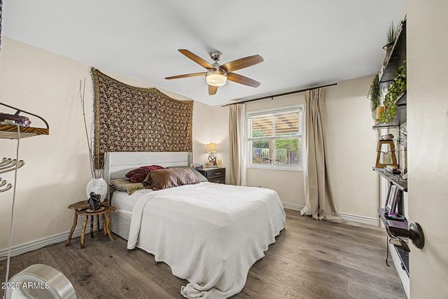 15210 N 37TH Street, Phoenix, AZ 85032