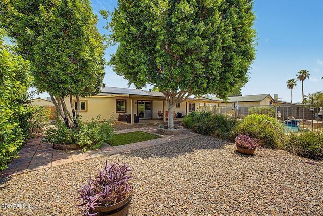 15210 N 37TH Street, Phoenix, AZ 85032