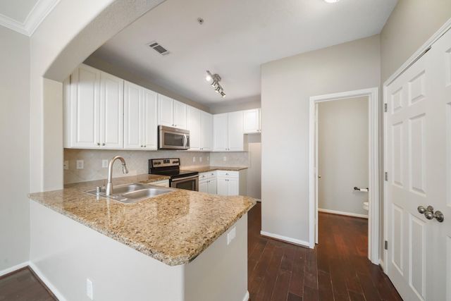 12707 Boheme Drive 712, Houston, TX 77024