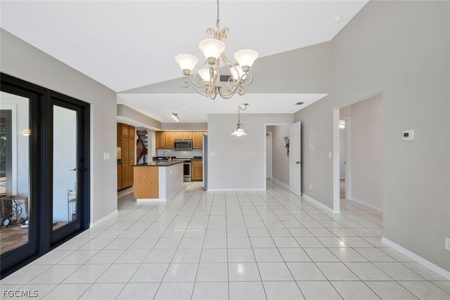 1904 SE 36th TER, Cape Coral, FL 33904