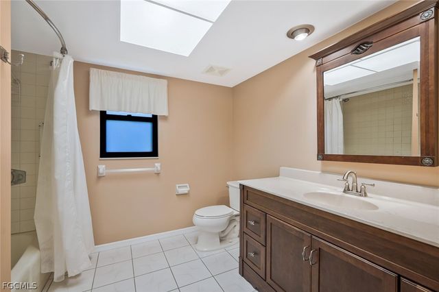 1904 SE 36th TER, Cape Coral, FL 33904