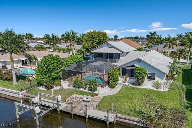 1904 SE 36th TER, Cape Coral, FL 33904