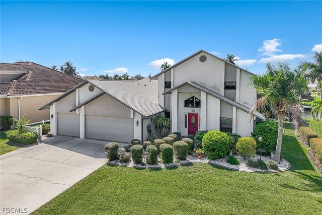 1904 SE 36th TER, Cape Coral, FL 33904