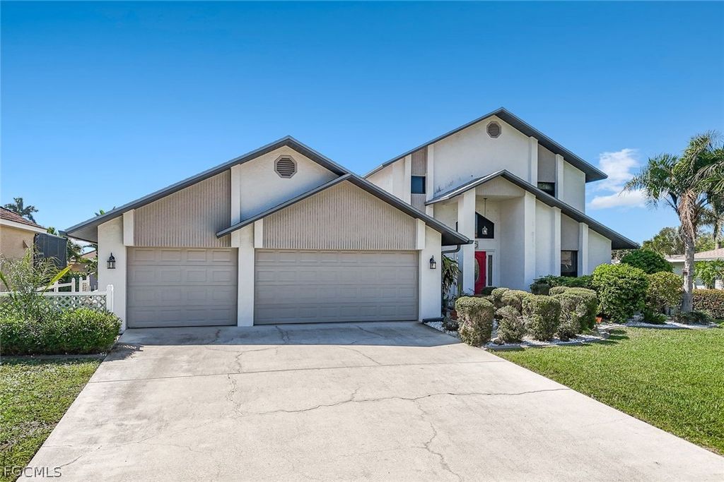 1904 SE 36th TER, Cape Coral, FL 33904