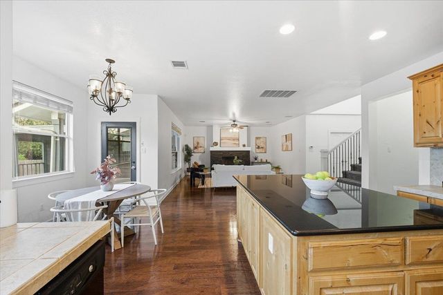 105 Farm House RD, San Marcos, TX 78666