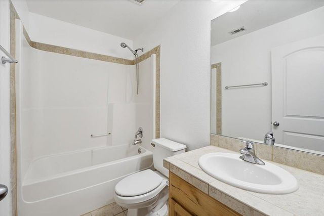 105 Farm House RD, San Marcos, TX 78666