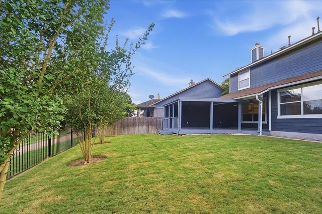 105 Farm House RD, San Marcos, TX 78666