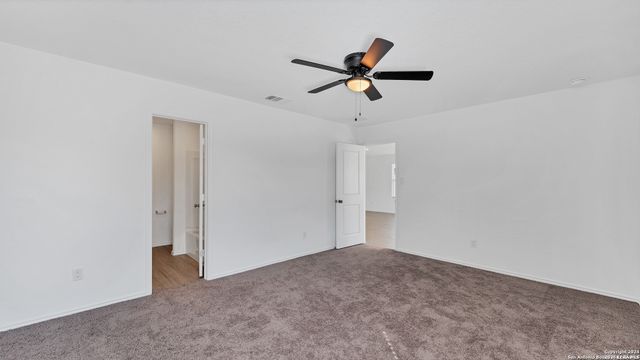 332 Elephants Ear, New Braunfels, TX 78130