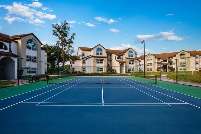 13501 VISTA WALK DRIVE B, Orlando, FL 32821