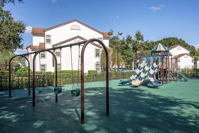 13501 VISTA WALK DRIVE B, Orlando, FL 32821