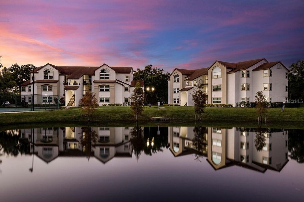13501 VISTA WALK DRIVE B, Orlando, FL 32821