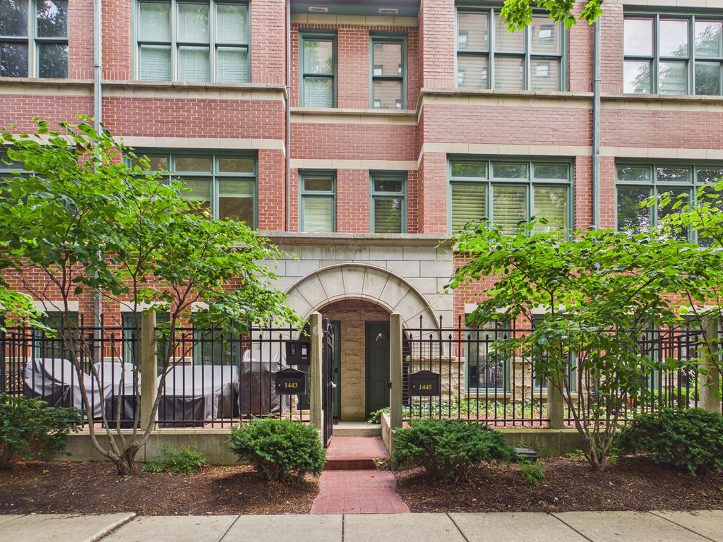 1445 S Indiana Avenue, Chicago, IL 60605 — exterior