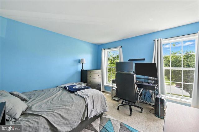70 CENTRE CT, Red Lion, PA 17356