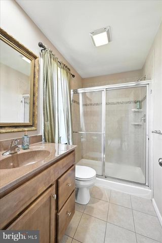 70 CENTRE CT, Red Lion, PA 17356