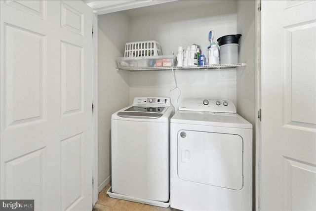 70 CENTRE CT, Red Lion, PA 17356