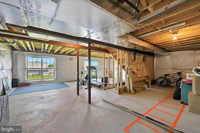70 CENTRE CT, Red Lion, PA 17356