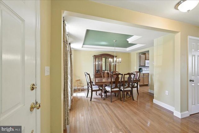 70 CENTRE CT, Red Lion, PA 17356