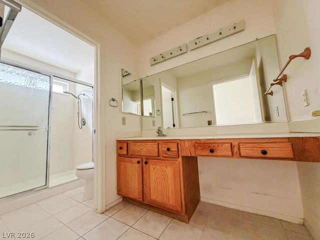 2541 Desert Glen Drive, Las Vegas, NV 89134