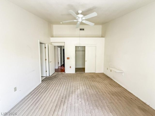 2541 Desert Glen Drive, Las Vegas, NV 89134