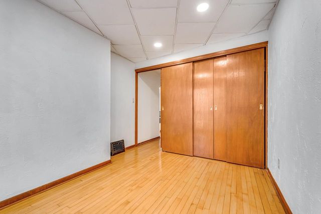 2932 S 8th STREET, Milwaukee, WI 53215