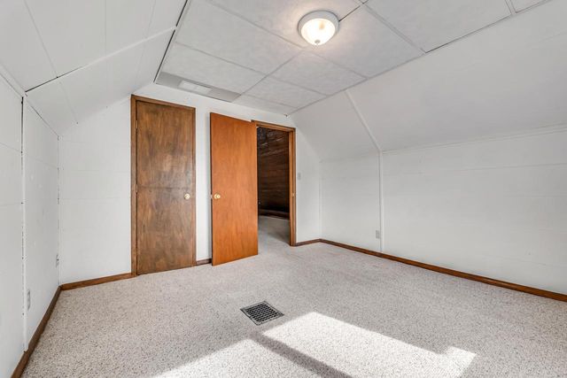 2932 S 8th STREET, Milwaukee, WI 53215