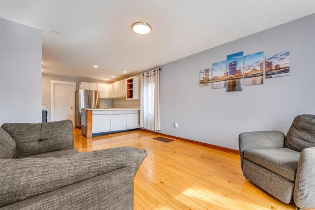 2932 S 8th STREET, Milwaukee, WI 53215