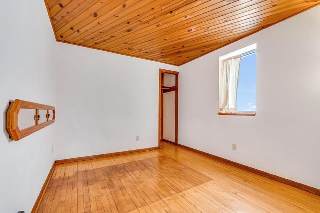 2932 S 8th STREET, Milwaukee, WI 53215