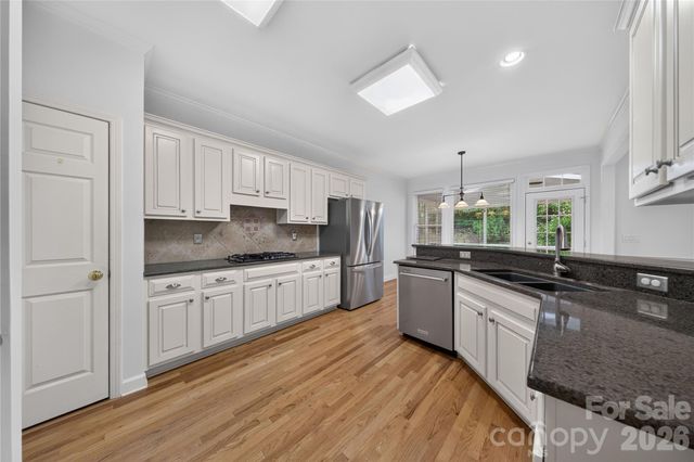2615 Providence Hills Drive, Matthews, NC 28105