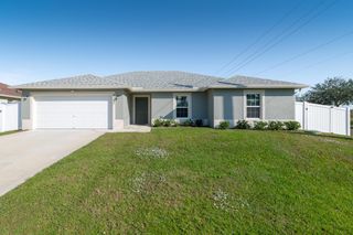 3197 SW Armucher Street, Port St Lucie, FL 34953