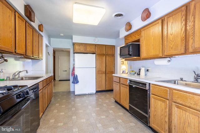6609 AMLEIGH RD, Baltimore, MD 21209