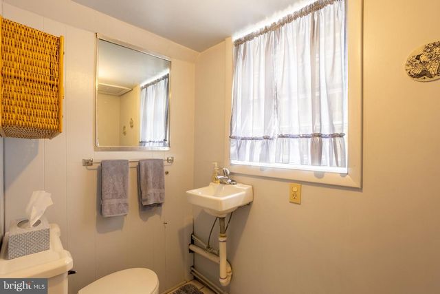 6609 AMLEIGH RD, Baltimore, MD 21209