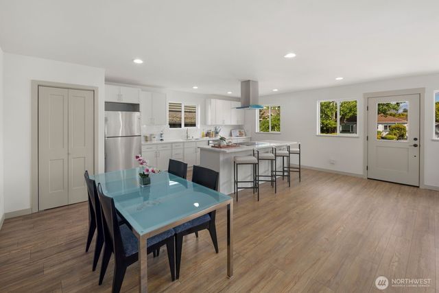 1249 SW 151st Street, Seattle, WA 98166