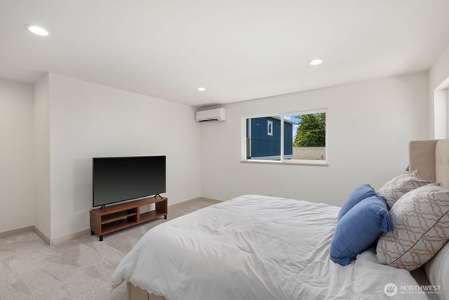 1249 SW 151st Street, Seattle, WA 98166