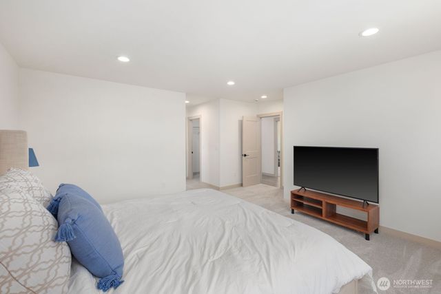 1249 SW 151st Street, Seattle, WA 98166