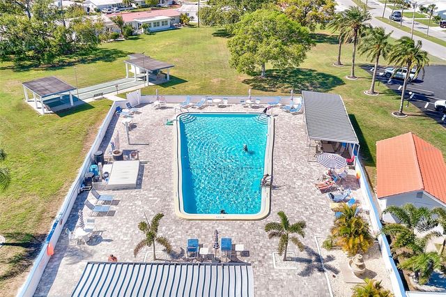 4192 96TH AVENUE N 4192, Pinellas Park, FL 33782