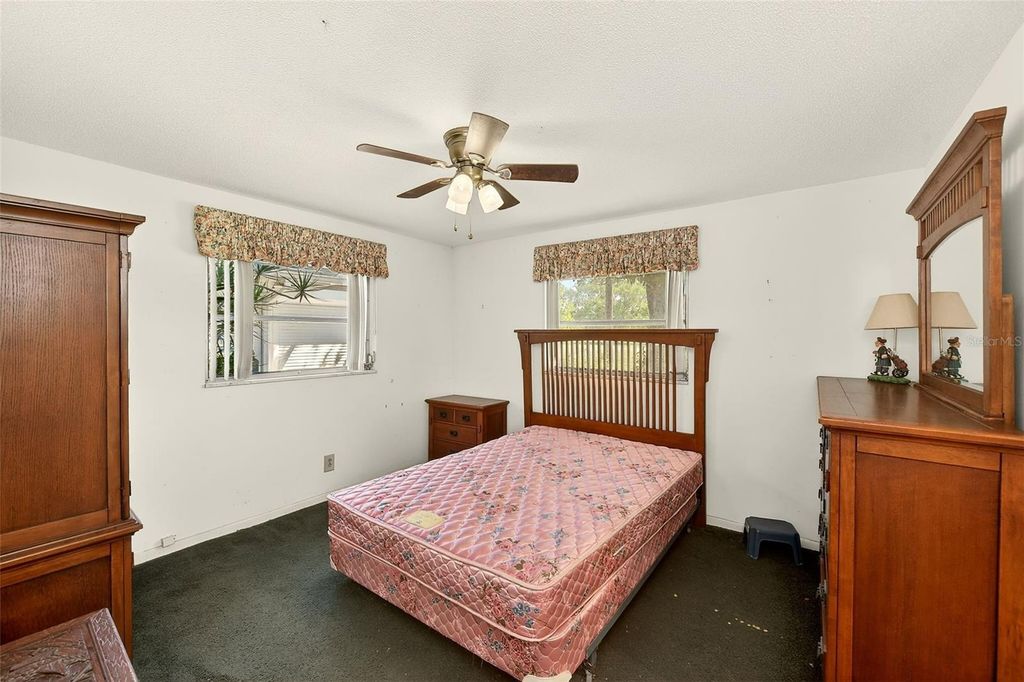 Image 17 of property listing at 4192 96TH AVENUE N 4192, Pinellas Park, FL 33782