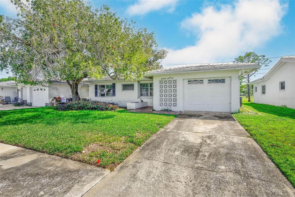 Image 26 of property listing at 4192 96TH AVENUE N 4192, Pinellas Park, FL 33782