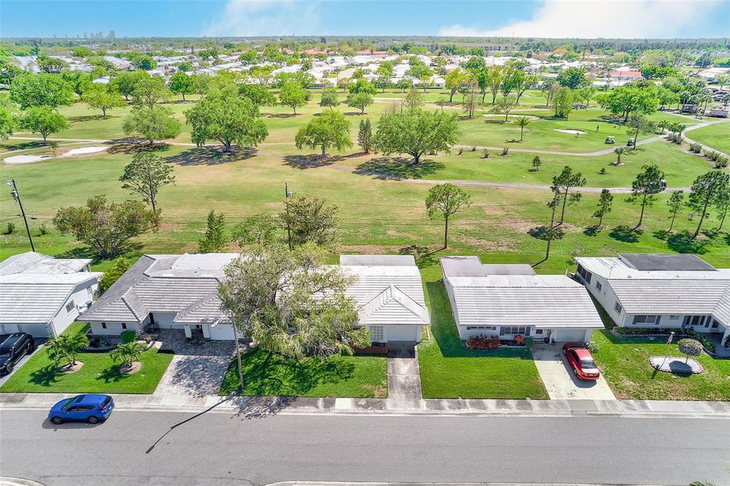 Image 36 of property listing at 4192 96TH AVENUE N 4192, Pinellas Park, FL 33782