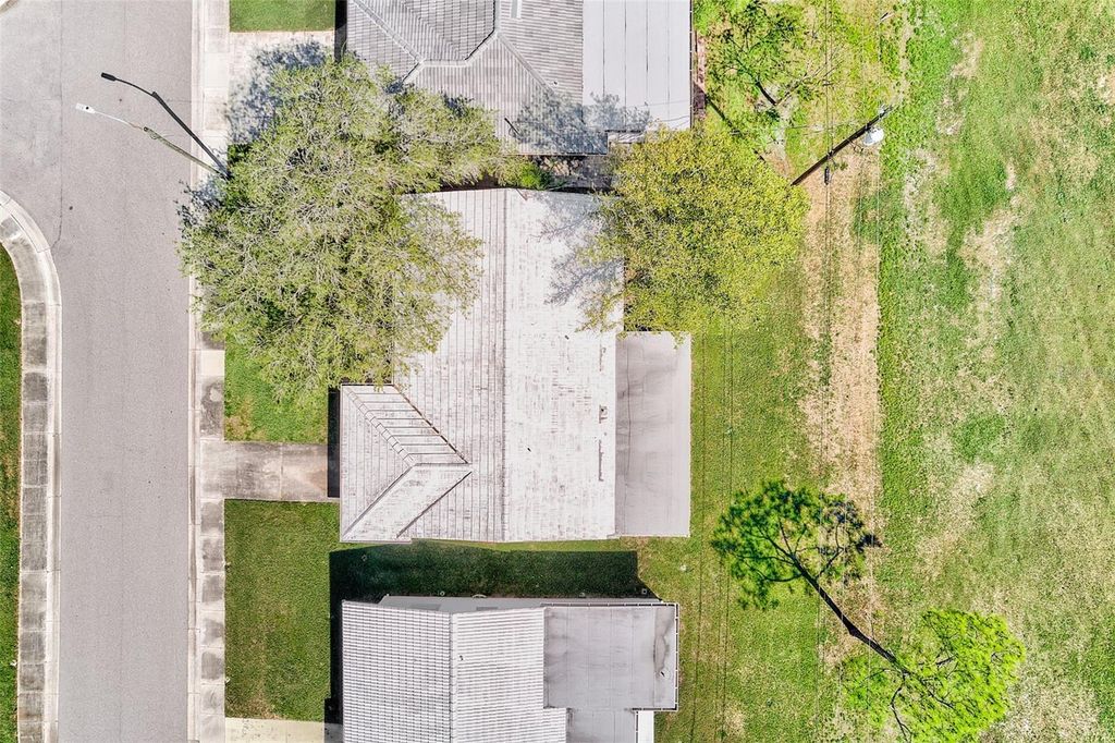 Image 37 of property listing at 4192 96TH AVENUE N 4192, Pinellas Park, FL 33782