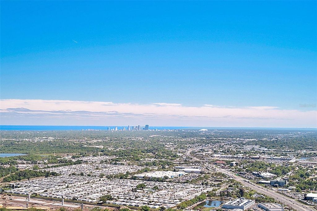 Image 43 of property listing at 4192 96TH AVENUE N 4192, Pinellas Park, FL 33782