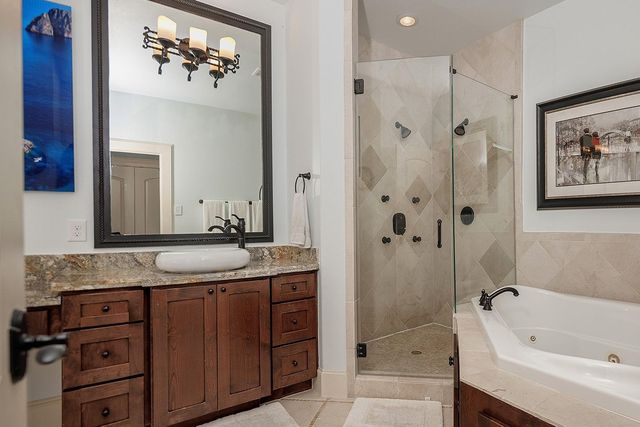 1215 W Bell Street, Houston, TX 77019